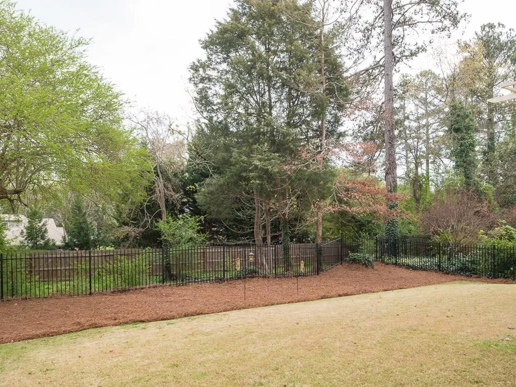 440 Wembley Circle, Sandy Springs, Georgia 30328, 3 Bedrooms Bedrooms, ,3 BathroomsBathrooms,Residential,Sold,440 Wembley Circle,5825213