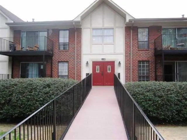 6851 Roswell Road Unit K-8, Atlanta, Georgia 30328, 2 Bedrooms Bedrooms, ,2 BathroomsBathrooms,Residential,Sold,6851 Roswell Road Unit K-8,4288380