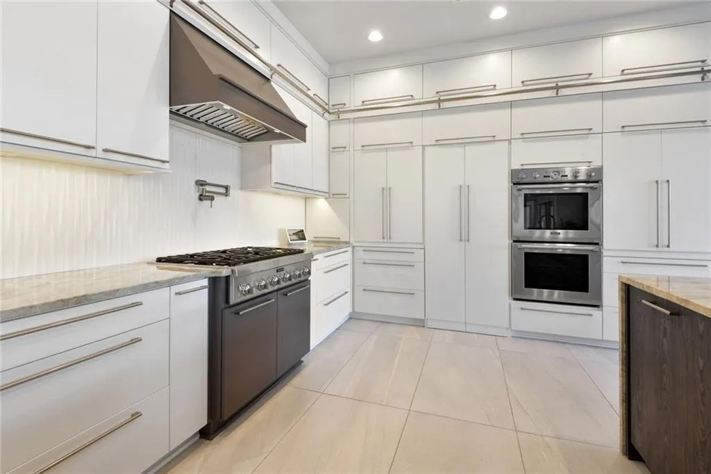 5628 Sherrell Drive, Atlanta, Georgia 30342, 4 Bedrooms Bedrooms, ,4 BathroomsBathrooms,Residential,Sold,5628 Sherrell Drive,6975067