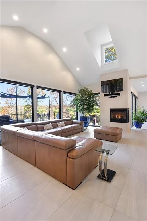 5628 Sherrell Drive, Atlanta, Georgia 30342, 4 Bedrooms Bedrooms, ,4 BathroomsBathrooms,Residential,Sold,5628 Sherrell Drive,6975067