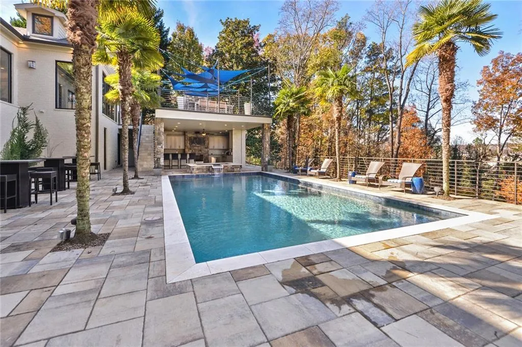 5628 Sherrell Drive, Atlanta, Georgia 30342, 4 Bedrooms Bedrooms, ,4 BathroomsBathrooms,Residential,Sold,5628 Sherrell Drive,6975067