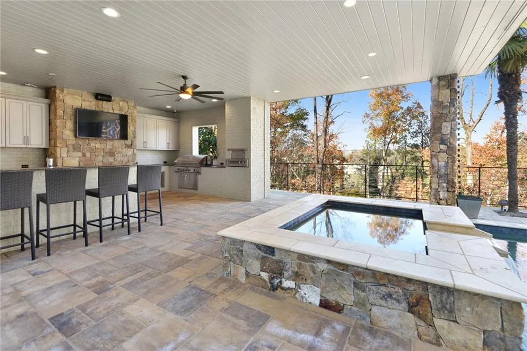 5628 Sherrell Drive, Atlanta, Georgia 30342, 4 Bedrooms Bedrooms, ,4 BathroomsBathrooms,Residential,Sold,5628 Sherrell Drive,6975067