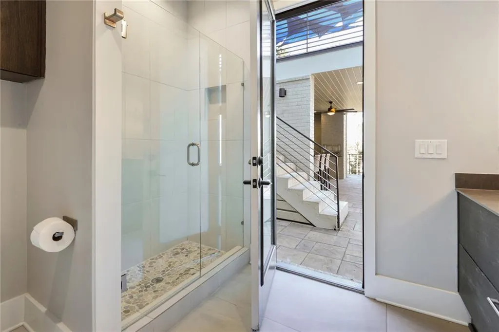 5628 Sherrell Drive, Atlanta, Georgia 30342, 4 Bedrooms Bedrooms, ,4 BathroomsBathrooms,Residential,Sold,5628 Sherrell Drive,6975067