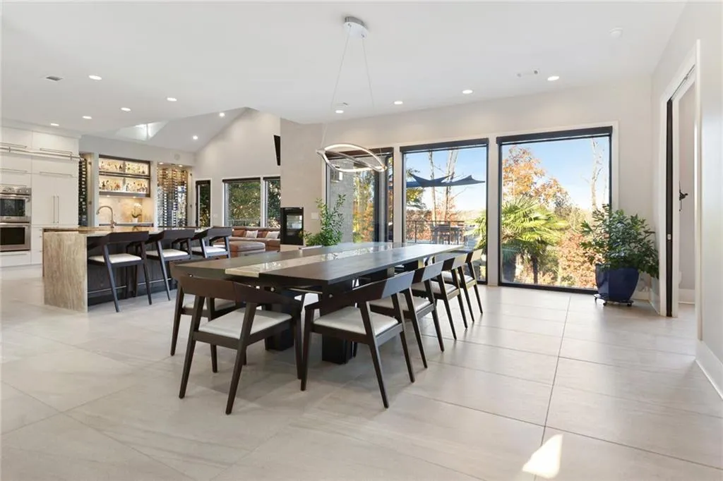 5628 Sherrell Drive, Atlanta, Georgia 30342, 4 Bedrooms Bedrooms, ,4 BathroomsBathrooms,Residential,Sold,5628 Sherrell Drive,6975067