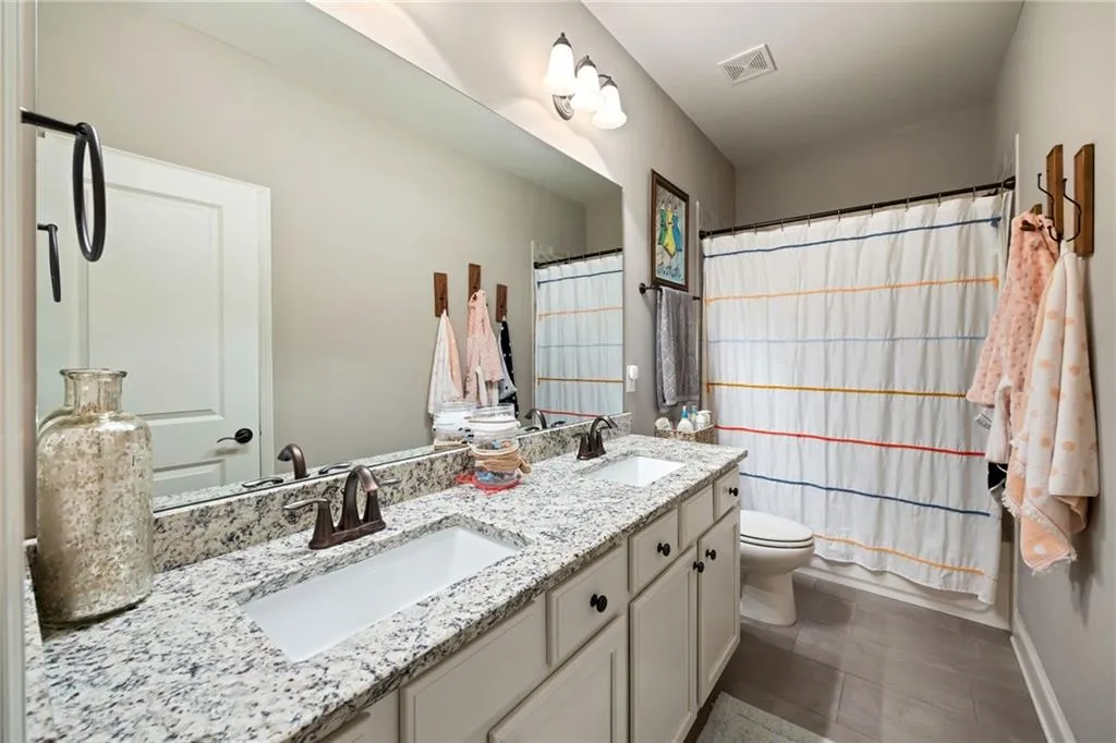 1270 Briarwood Road Ne, Atlanta, Georgia 30319, 5 Bedrooms Bedrooms, ,4 BathroomsBathrooms,Residential,For Sale,1270 Briarwood Road Ne,7602600