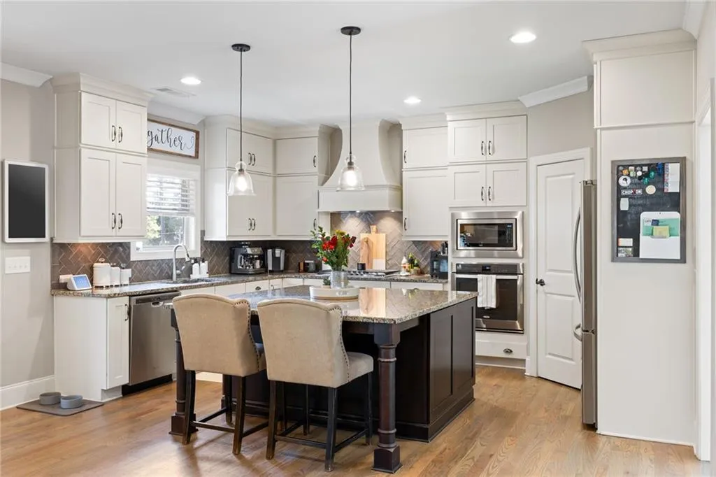 1270 Briarwood Road Ne, Atlanta, Georgia 30319, 5 Bedrooms Bedrooms, ,4 BathroomsBathrooms,Residential,For Sale,1270 Briarwood Road Ne,7602600