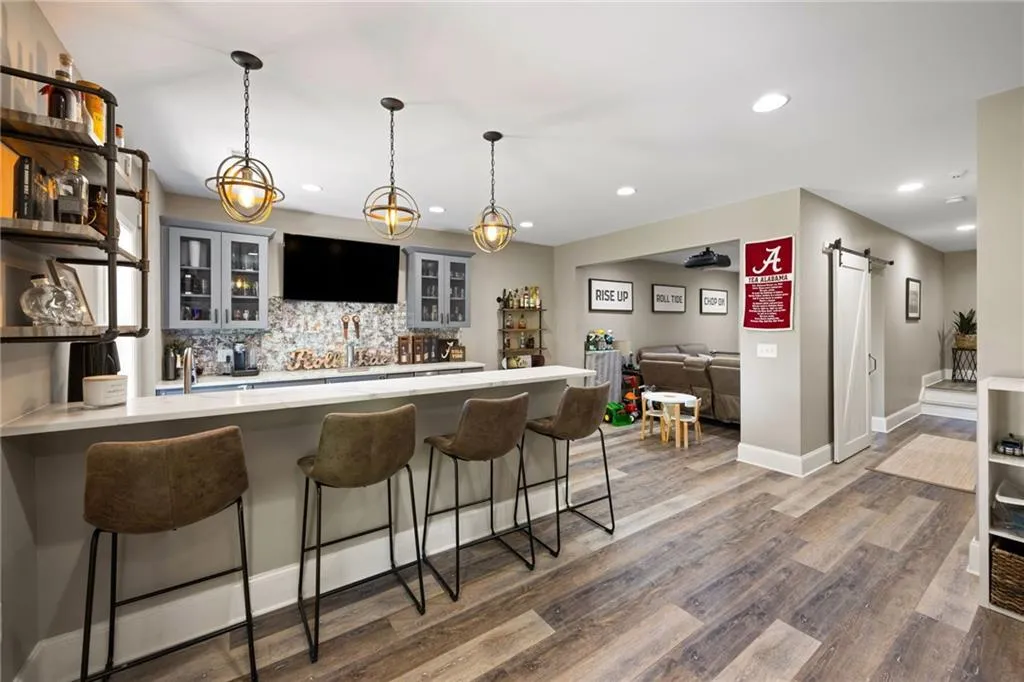 1270 Briarwood Road Ne, Atlanta, Georgia 30319, 5 Bedrooms Bedrooms, ,4 BathroomsBathrooms,Residential,For Sale,1270 Briarwood Road Ne,7602600