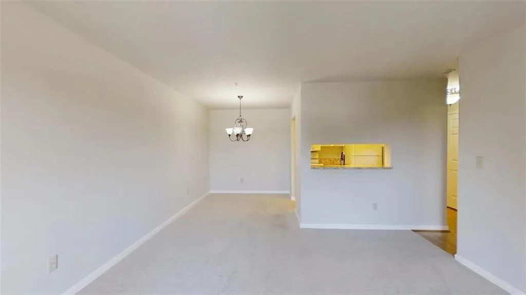 300 Johnson Ferry Road Ne Unit A510, Sandy Springs, Georgia 30328, 1 Bedroom Bedrooms, ,1 BathroomBathrooms,Residential,Sold,300 Johnson Ferry Road Ne Unit A510,6556286