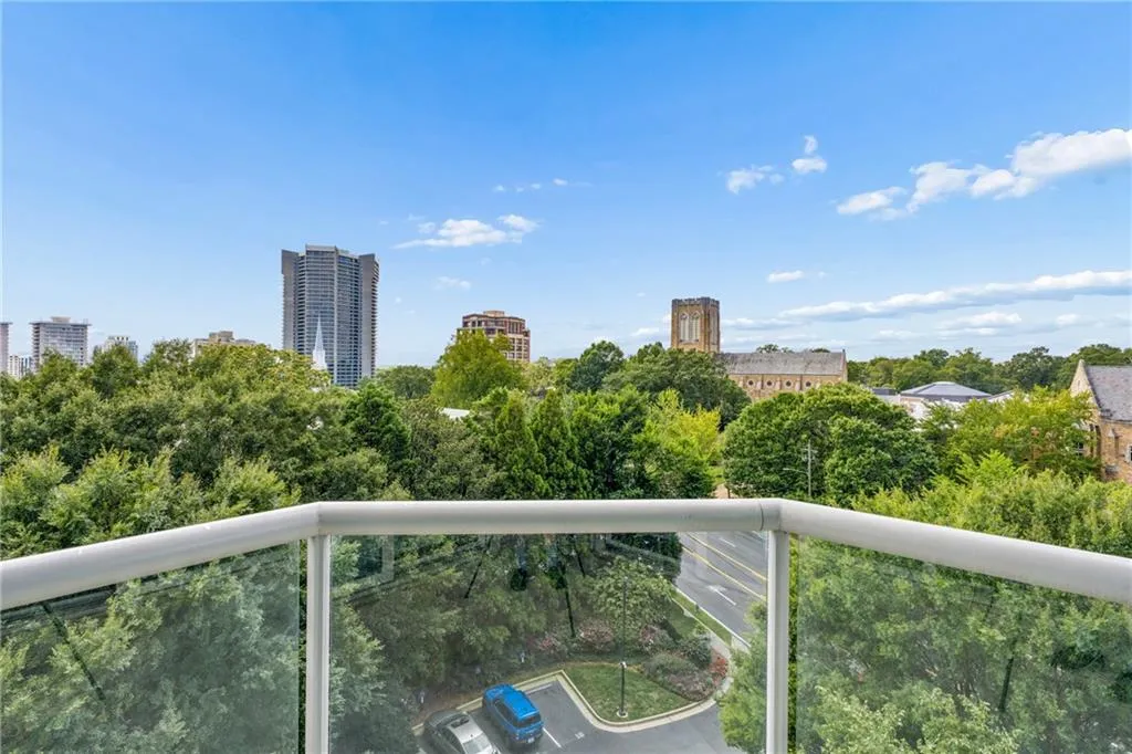 2795 Peachtree Road Ne Unit 602, Atlanta, Georgia 30305, 2 Bedrooms Bedrooms, 0 ,2 BathroomsBathrooms,Residential,For Sale,2795 Peachtree Road Ne Unit 602,7844791