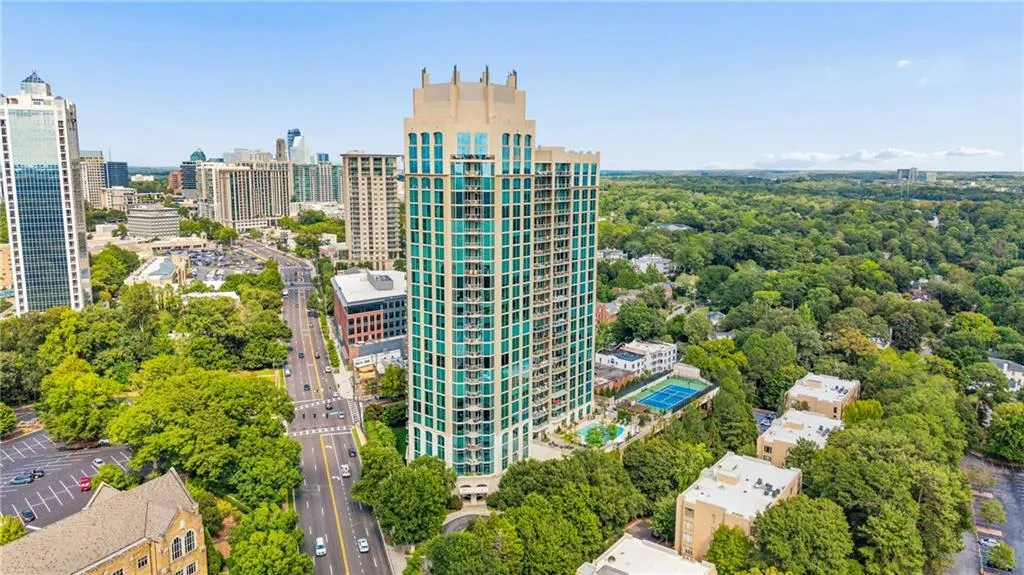 2795 Peachtree Road Ne Unit 602, Atlanta, Georgia 30305, 2 Bedrooms Bedrooms, 0 ,2 BathroomsBathrooms,Residential,For Sale,2795 Peachtree Road Ne Unit 602,7844791