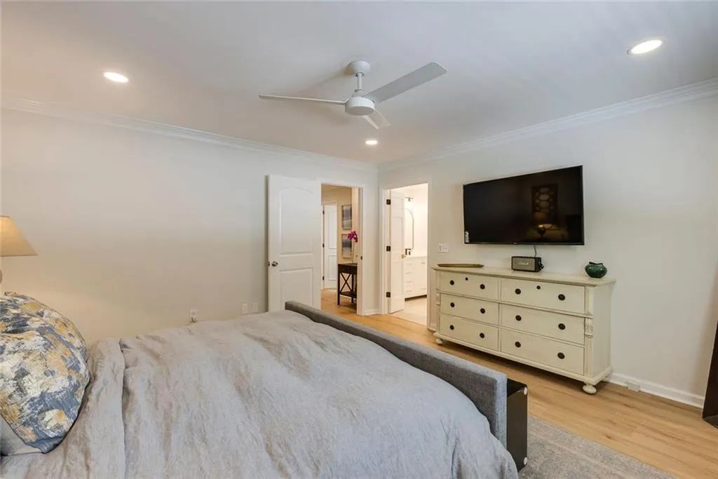 7090 Stonington Drive Ne, Atlanta, Georgia 30328, 3 Bedrooms Bedrooms, ,2 BathroomsBathrooms,Residential,For Sale,7090 Stonington Drive Ne,7656181