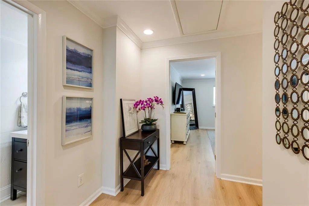 7090 Stonington Drive Ne, Atlanta, Georgia 30328, 3 Bedrooms Bedrooms, ,2 BathroomsBathrooms,Residential,For Sale,7090 Stonington Drive Ne,7656181