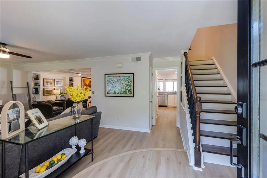 7090 Stonington Drive Ne, Atlanta, Georgia 30328, 3 Bedrooms Bedrooms, ,2 BathroomsBathrooms,Residential,For Sale,7090 Stonington Drive Ne,7656181