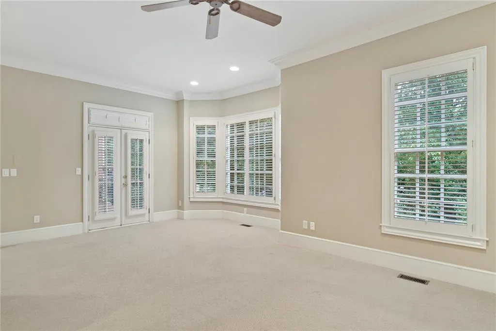 620 Enclave Circle, Sandy Springs, Georgia 30342, 4 Bedrooms Bedrooms, ,3 BathroomsBathrooms,Residential,Sold,620 Enclave Circle,6788441
