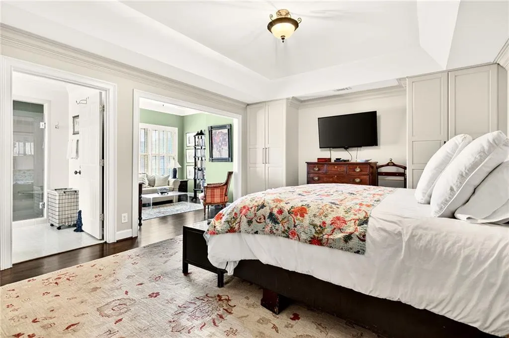 3685 Peachtree Road Ne Unit 1, Atlanta, Georgia 30319, 3 Bedrooms Bedrooms, 0 ,3 BathroomsBathrooms,Residential,For Sale,3685 Peachtree Road Ne Unit 1,7700905