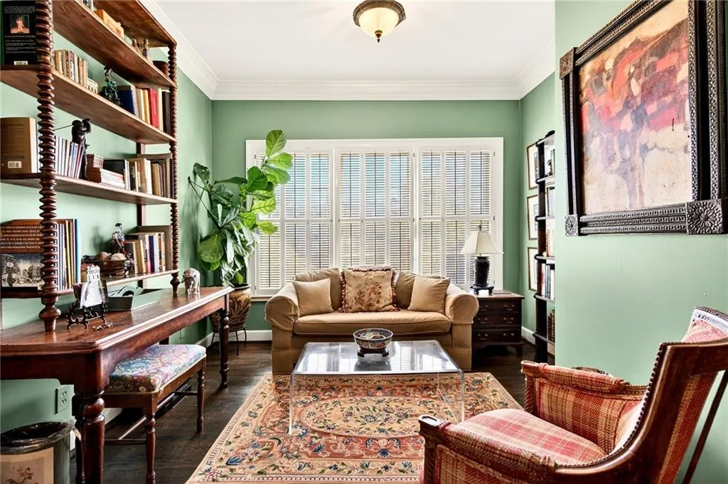 3685 Peachtree Road Ne Unit 1, Atlanta, Georgia 30319, 3 Bedrooms Bedrooms, 0 ,3 BathroomsBathrooms,Residential,For Sale,3685 Peachtree Road Ne Unit 1,7700905