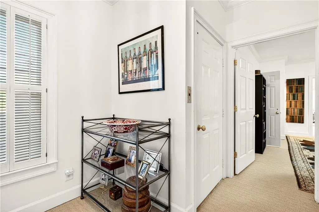 3685 Peachtree Road Ne Unit 1, Atlanta, Georgia 30319, 3 Bedrooms Bedrooms, 0 ,3 BathroomsBathrooms,Residential,For Sale,3685 Peachtree Road Ne Unit 1,7700905