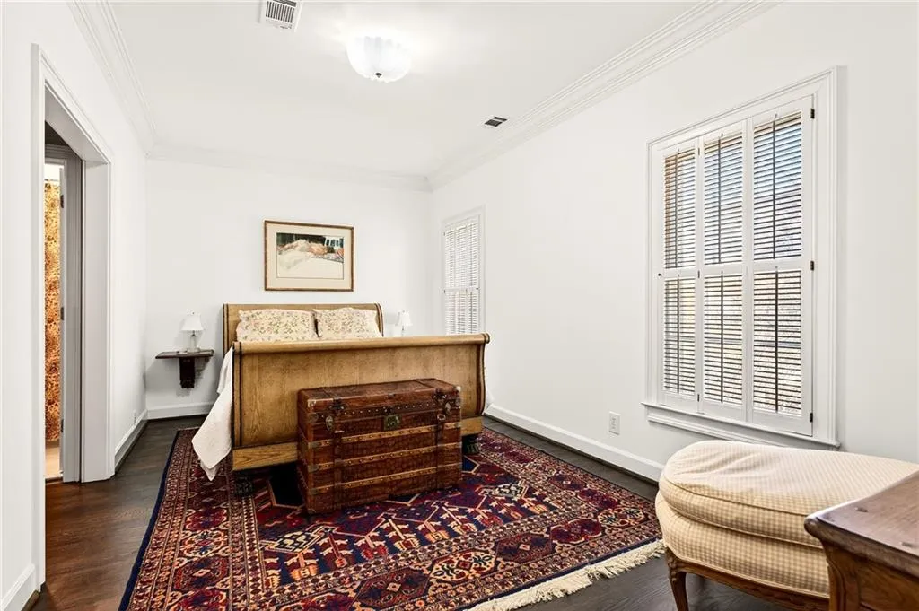3685 Peachtree Road Ne Unit 1, Atlanta, Georgia 30319, 3 Bedrooms Bedrooms, 0 ,3 BathroomsBathrooms,Residential,For Sale,3685 Peachtree Road Ne Unit 1,7700905