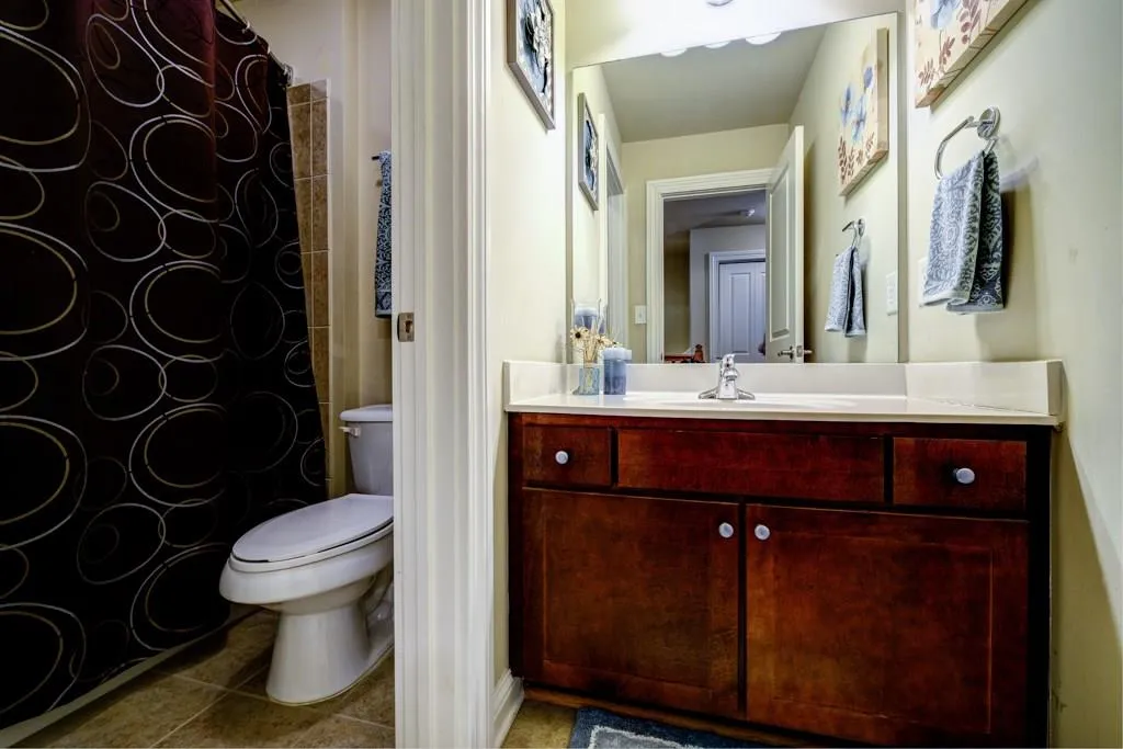 234 Le Gran Bend Ne Unit 234, Sandy Springs, Georgia 30328, 3 Bedrooms Bedrooms, ,2 BathroomsBathrooms,Residential,Sold,234 Le Gran Bend Ne Unit 234,5629878