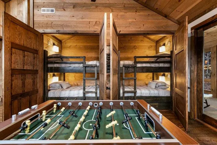 1170