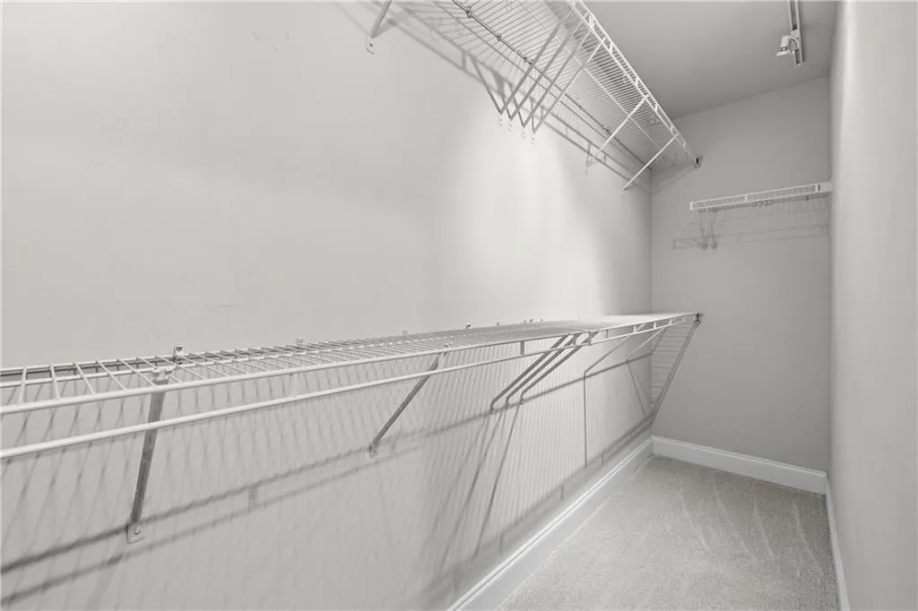 285 Le Gran Bend, Atlanta, Georgia 30328, 2 Bedrooms Bedrooms, ,2 BathroomsBathrooms,Residential,For Sale,285 Le Gran Bend,7752517