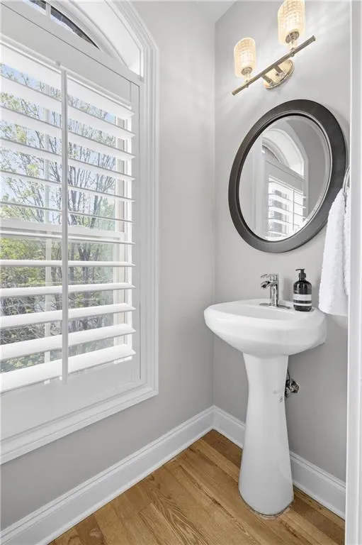 285 Le Gran Bend, Atlanta, Georgia 30328, 2 Bedrooms Bedrooms, ,2 BathroomsBathrooms,Residential,For Sale,285 Le Gran Bend,7752517