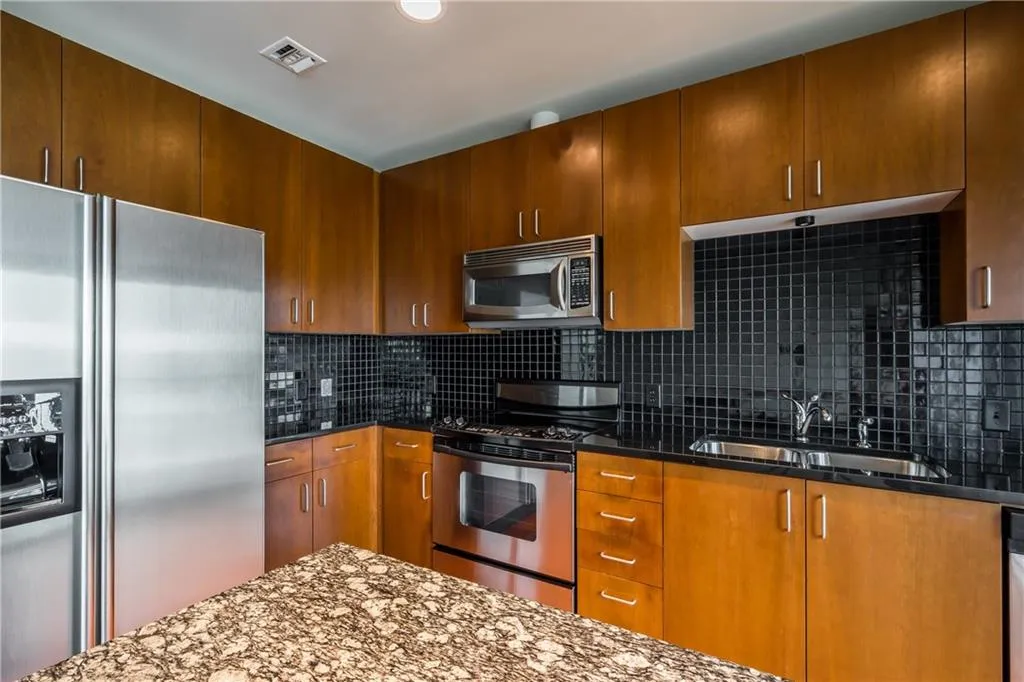 943 Peachtree Street Ne Unit 1105, Atlanta, Georgia 30309, 1 Bedroom Bedrooms, ,1 BathroomBathrooms,Residential,Sold,943 Peachtree Street Ne Unit 1105,5672501