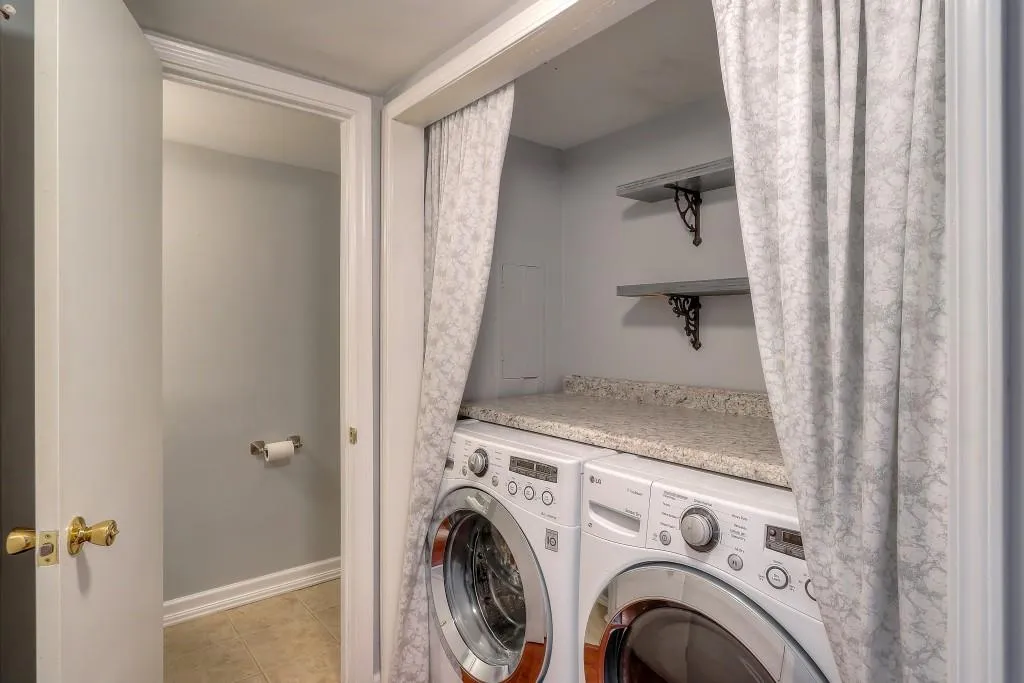 804 Brighton Point Unit 804, Atlanta, Georgia 30328, 2 Bedrooms Bedrooms, ,2 BathroomsBathrooms,Residential,Sold,804 Brighton Point Unit 804,6649080