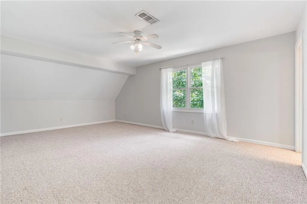 8240 Grogans Ferry Rd, Atlanta, Georgia 30350, 5 Bedrooms Bedrooms, ,4 BathroomsBathrooms,Residential,For Sale,8240 Grogans Ferry Rd,7624032