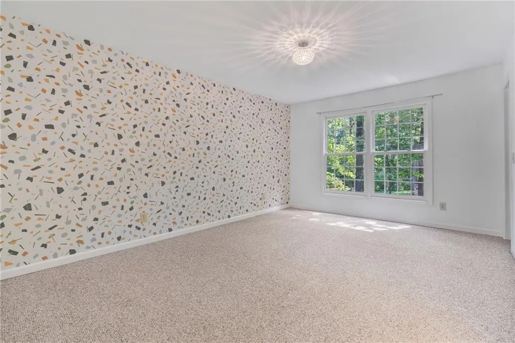 8240 Grogans Ferry Rd, Atlanta, Georgia 30350, 5 Bedrooms Bedrooms, ,4 BathroomsBathrooms,Residential,For Sale,8240 Grogans Ferry Rd,7624032