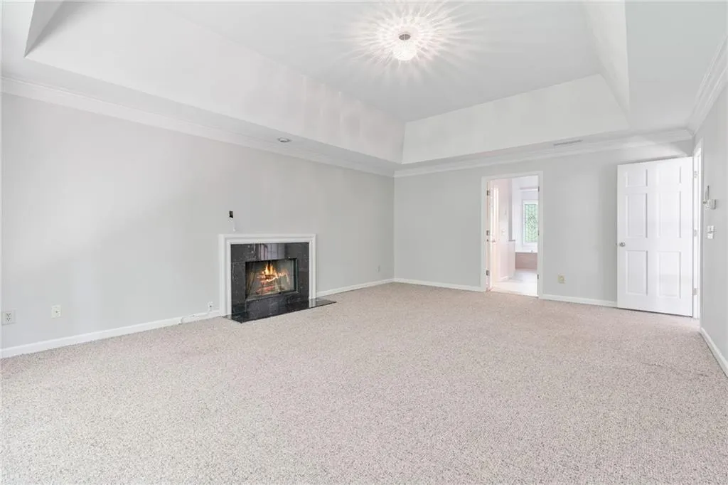 8240 Grogans Ferry Rd, Atlanta, Georgia 30350, 5 Bedrooms Bedrooms, ,4 BathroomsBathrooms,Residential,For Sale,8240 Grogans Ferry Rd,7624032