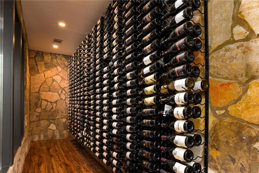 5360 Lake Forrest Drive, Sandy Springs, Georgia 30342, 6 Bedrooms Bedrooms, ,6 BathroomsBathrooms,Residential,Sold,5360 Lake Forrest Drive,6916361 5360 Lake Forrest Drive, Sandy Springs, Georgia 30342, 6 Bedrooms Bedrooms, ,6 BathroomsBathrooms,Residential,Sold,5360 Lake Forrest Drive,6916361