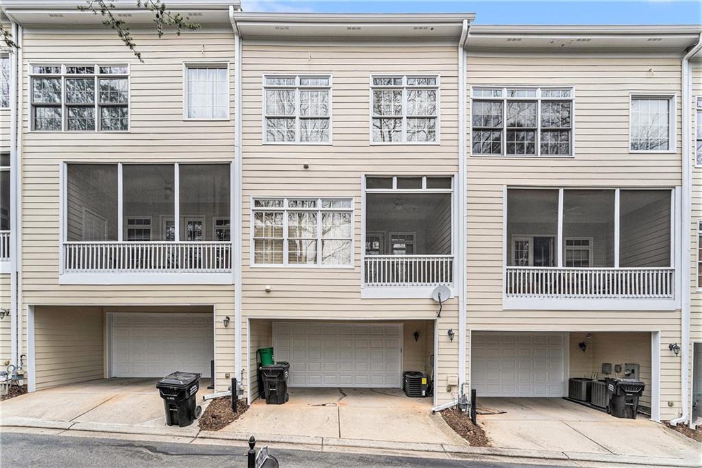1035 Pearl Point, Atlanta, Georgia 30328, 4 Bedrooms Bedrooms, ,3 BathroomsBathrooms,Residential,Sold,1035 Pearl Point,7338298