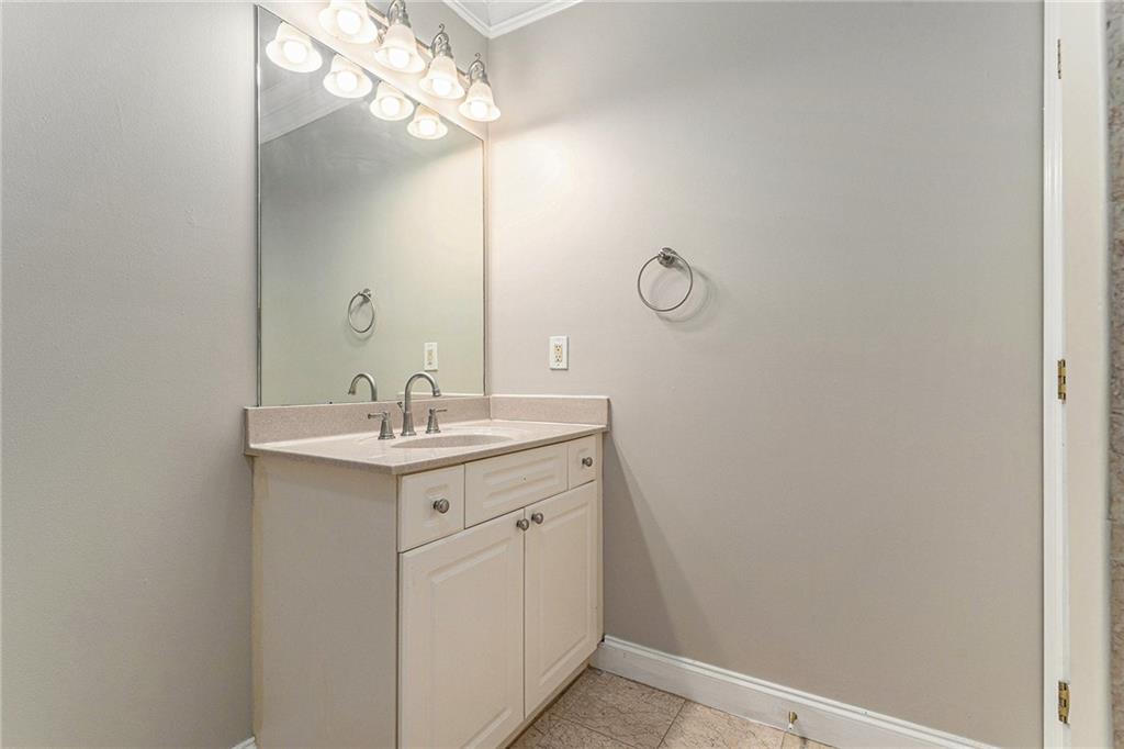 1035 Pearl Point, Atlanta, Georgia 30328, 4 Bedrooms Bedrooms, ,3 BathroomsBathrooms,Residential,Sold,1035 Pearl Point,7338298