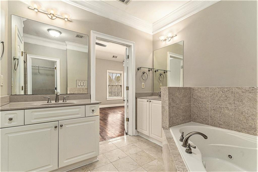 1035 Pearl Point, Atlanta, Georgia 30328, 4 Bedrooms Bedrooms, ,3 BathroomsBathrooms,Residential,Sold,1035 Pearl Point,7338298