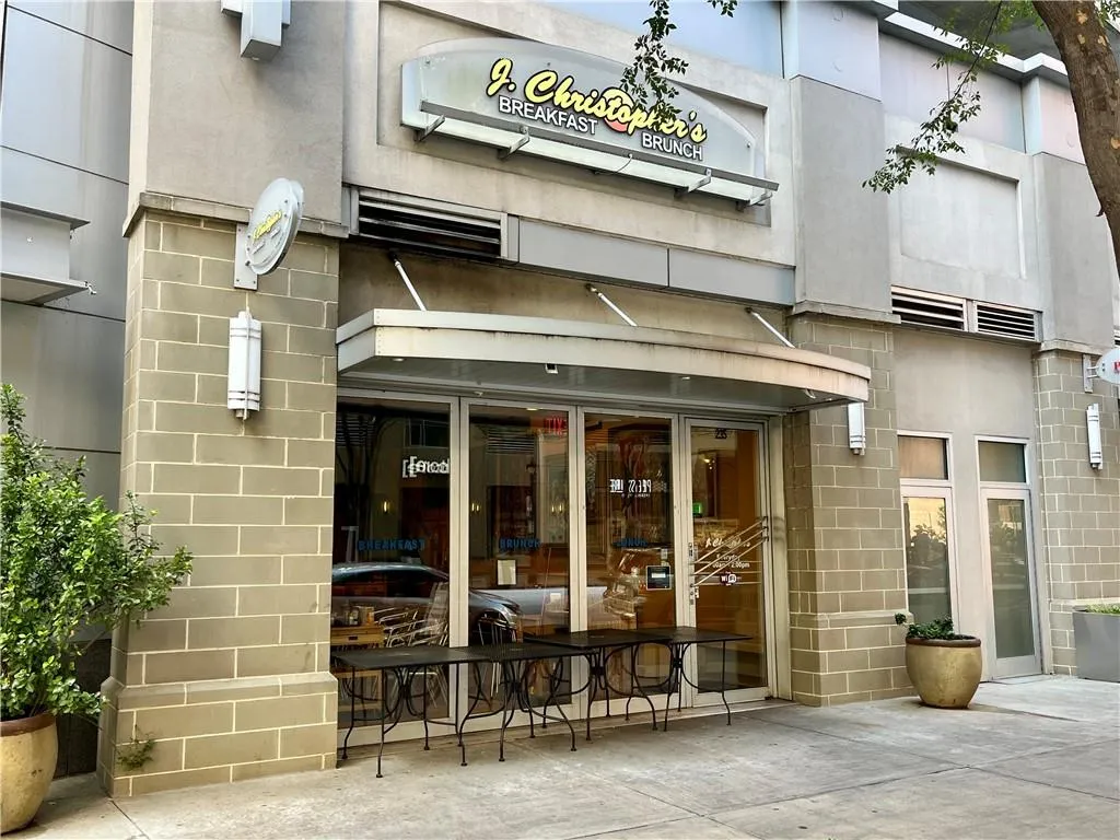 950 W Peachtree Street Nw Unit 904, Atlanta, Georgia 30309, 2 Bedrooms Bedrooms, ,2 BathroomsBathrooms,Residential,For Sale,950 W Peachtree Street Nw Unit 904,7645866