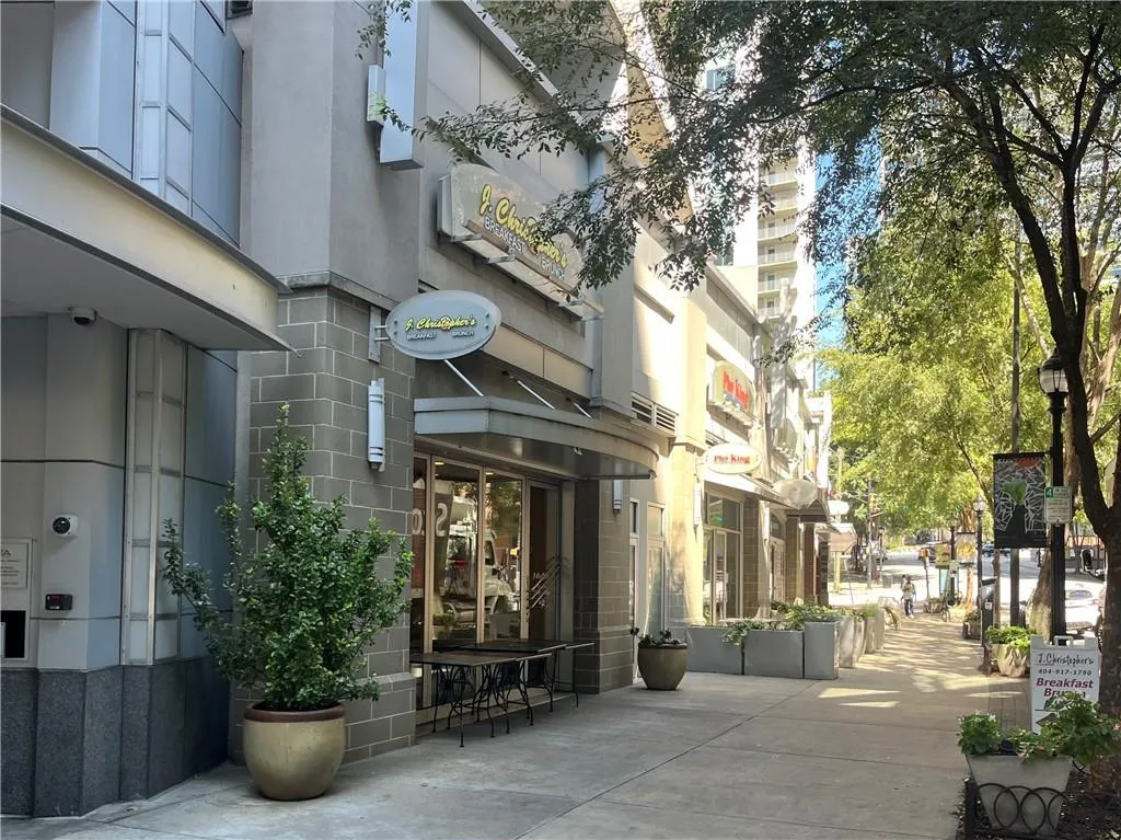 950 W Peachtree Street Nw Unit 904, Atlanta, Georgia 30309, 2 Bedrooms Bedrooms, ,2 BathroomsBathrooms,Residential,For Sale,950 W Peachtree Street Nw Unit 904,7645866
