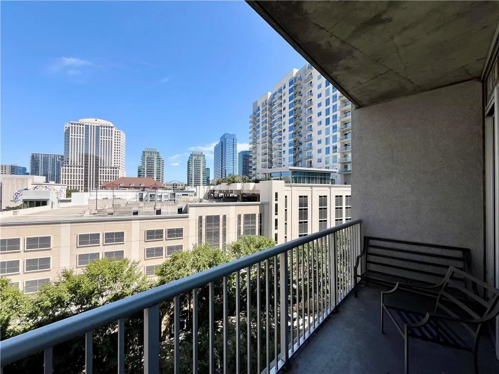 950 W Peachtree Street Nw Unit 904, Atlanta, Georgia 30309, 2 Bedrooms Bedrooms, ,2 BathroomsBathrooms,Residential,For Sale,950 W Peachtree Street Nw Unit 904,7645866
