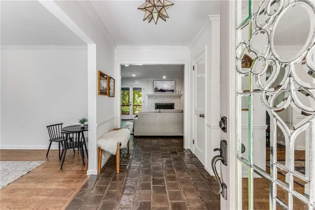 7105 Brandon Mill Road, Sandy Springs, Georgia 30328, 4 Bedrooms Bedrooms, ,2 BathroomsBathrooms,Residential,Sold,7105 Brandon Mill Road,7071445