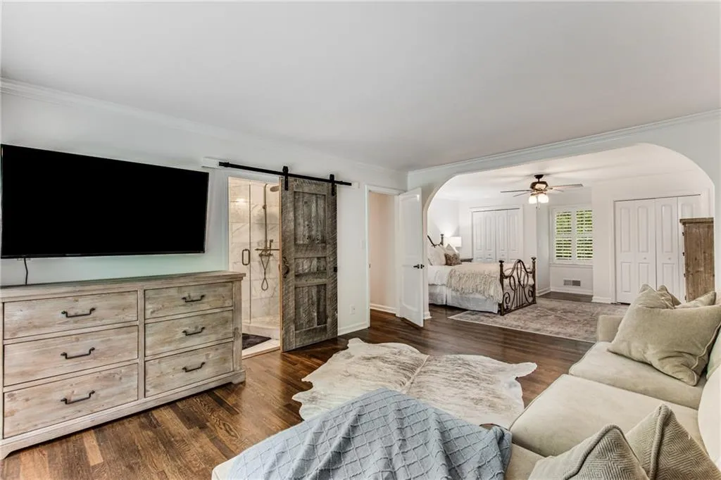 7105 Brandon Mill Road, Sandy Springs, Georgia 30328, 4 Bedrooms Bedrooms, ,2 BathroomsBathrooms,Residential,Sold,7105 Brandon Mill Road,7071445