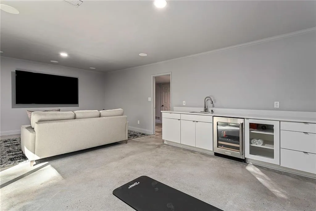 7270 Twin Branch Road, Atlanta, Georgia 30328, 4 Bedrooms Bedrooms, ,3 BathroomsBathrooms,Residential,Sold,7270 Twin Branch Road,7107342