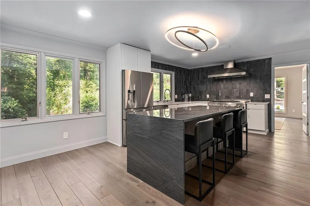 7270 Twin Branch Road, Atlanta, Georgia 30328, 4 Bedrooms Bedrooms, ,3 BathroomsBathrooms,Residential,Sold,7270 Twin Branch Road,7107342