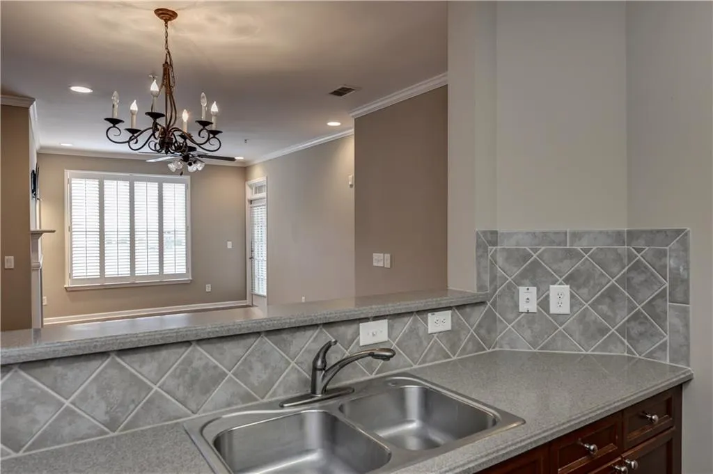 3150 Woodwalk Drive Se Unit 1108, Atlanta, Georgia 30339, 2 Bedrooms Bedrooms, ,2 BathroomsBathrooms,Residential,Sold,3150 Woodwalk Drive Se Unit 1108,5794509