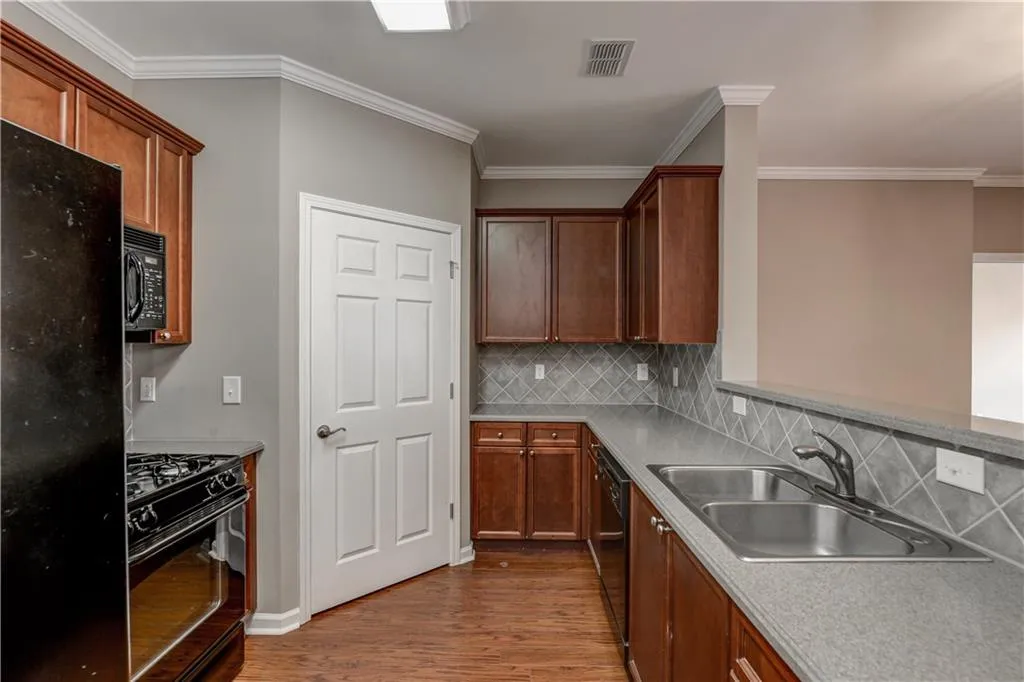 3150 Woodwalk Drive Se Unit 1108, Atlanta, Georgia 30339, 2 Bedrooms Bedrooms, ,2 BathroomsBathrooms,Residential,Sold,3150 Woodwalk Drive Se Unit 1108,5794509