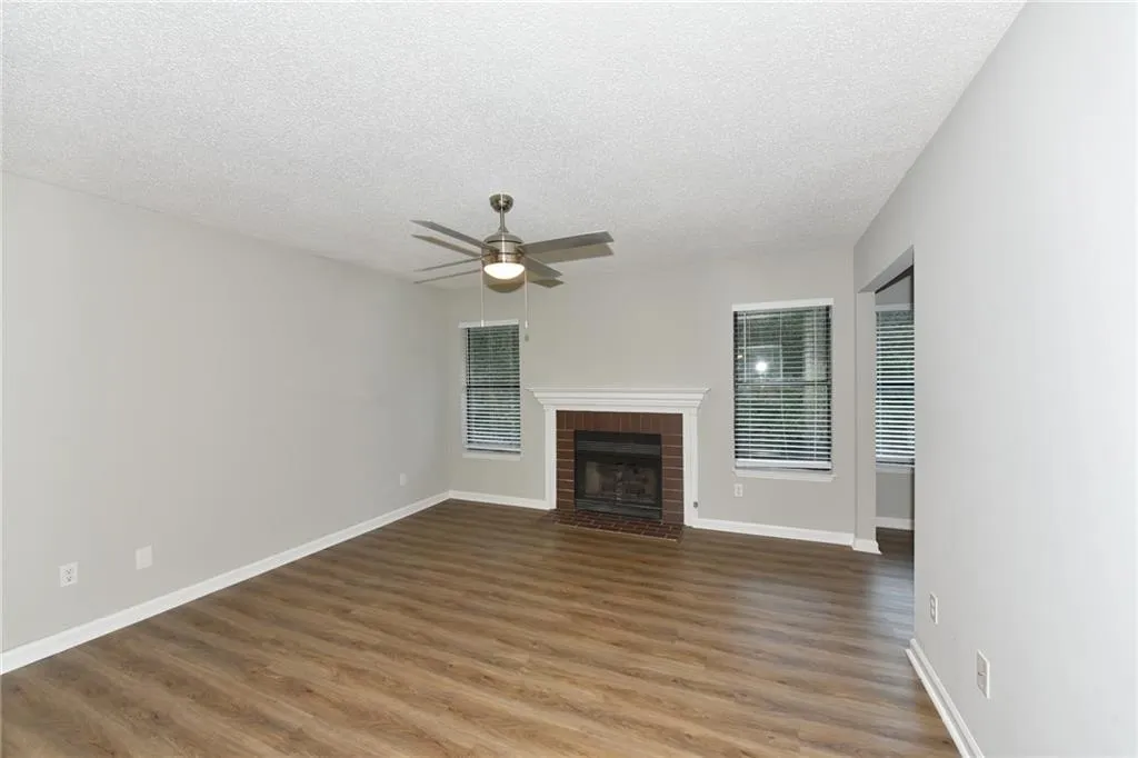 1605 Huntingdon Chase Unit 1605, Sandy Springs, Georgia 30350, 2 Bedrooms Bedrooms, ,2 BathroomsBathrooms,Residential,Sold,1605 Huntingdon Chase Unit 1605,6093817