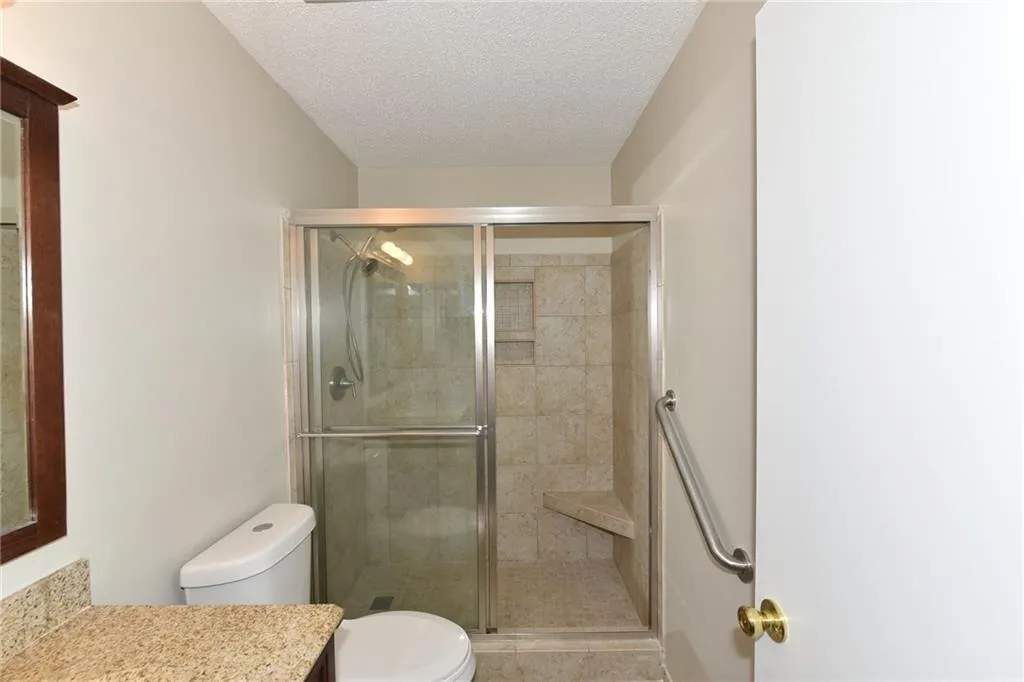 1605 Huntingdon Chase Unit 1605, Sandy Springs, Georgia 30350, 2 Bedrooms Bedrooms, ,2 BathroomsBathrooms,Residential,Sold,1605 Huntingdon Chase Unit 1605,6093817