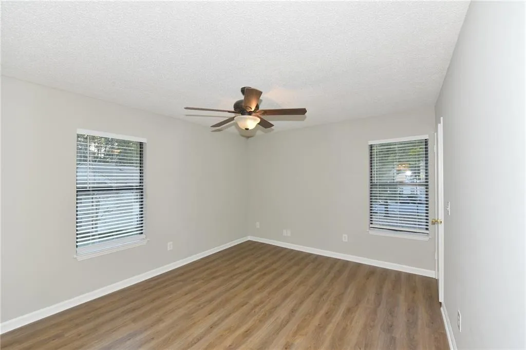 1605 Huntingdon Chase Unit 1605, Sandy Springs, Georgia 30350, 2 Bedrooms Bedrooms, ,2 BathroomsBathrooms,Residential,Sold,1605 Huntingdon Chase Unit 1605,6093817