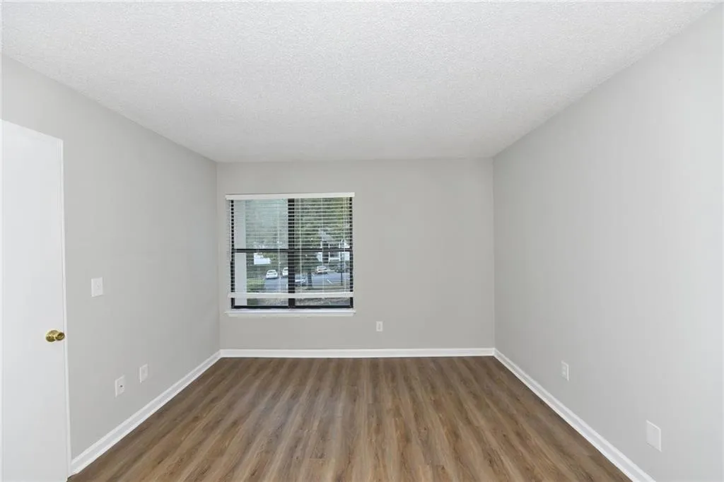 1605 Huntingdon Chase Unit 1605, Sandy Springs, Georgia 30350, 2 Bedrooms Bedrooms, ,2 BathroomsBathrooms,Residential,Sold,1605 Huntingdon Chase Unit 1605,6093817