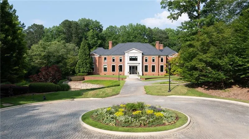 4615 Northside Drive, Atlanta, Georgia 30327, 6 Bedrooms Bedrooms, ,8 BathroomsBathrooms,Residential,For Sale,4615 Northside Drive,7680633