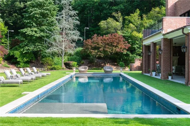 Heated salt water lap pool
